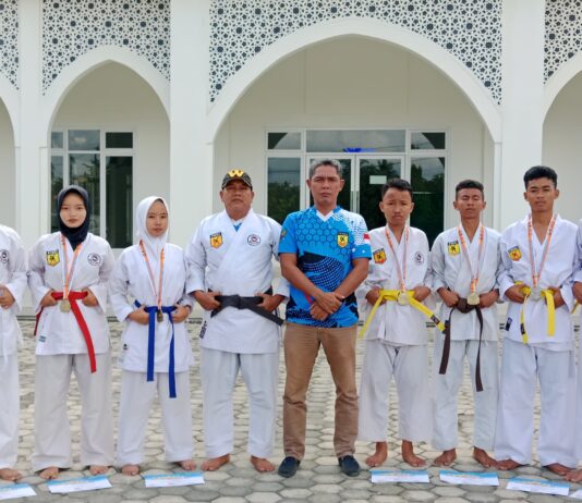SMA Negeri 1 Gunung Sugih Bangga Raih Prestasi Karate 4 medali Emas dan 6 Medali Perak