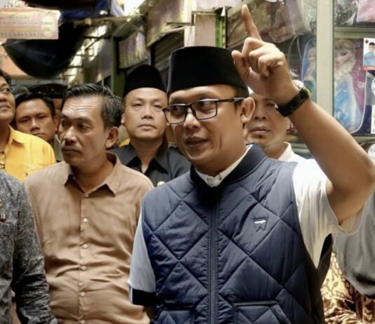 Bupati Ardito Wijaya Tinjau Kondisi Plaza Bandar Jaya Lampung Tengah